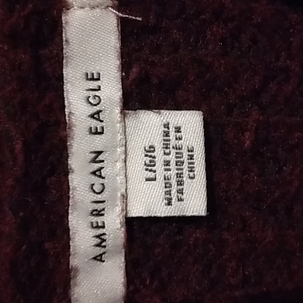 American Eagle sweater